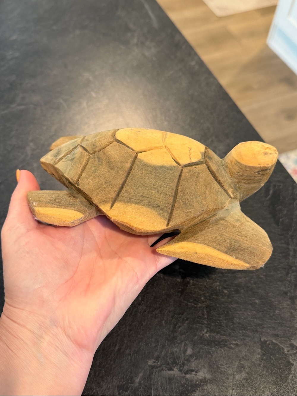 Vintage 2001 Hand carved Hawaiian Sea Turtle “Honu” 7” Hawaii Memorabilia Folk